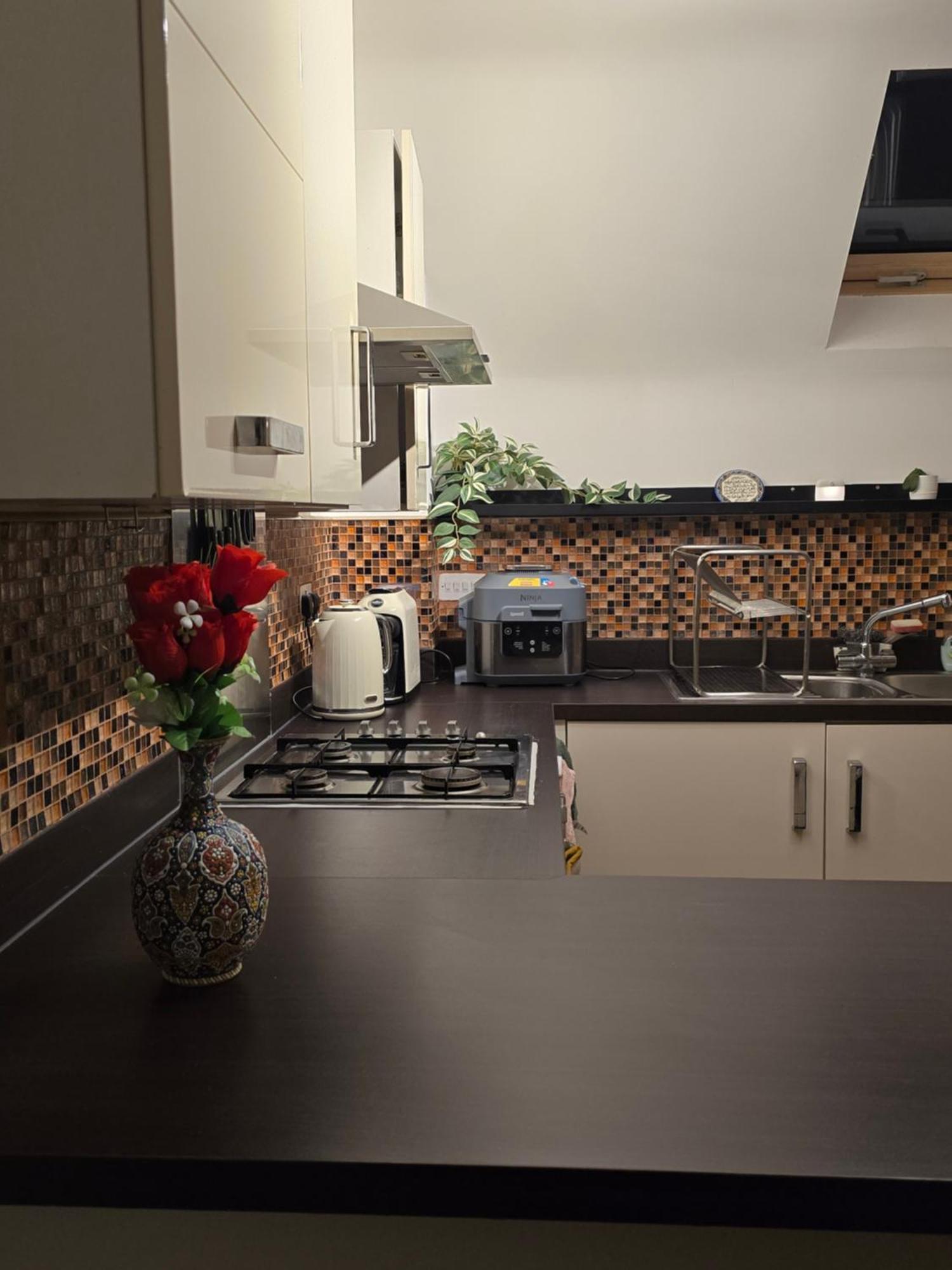 Modern Beautiful Luxury Coach House Free Parking